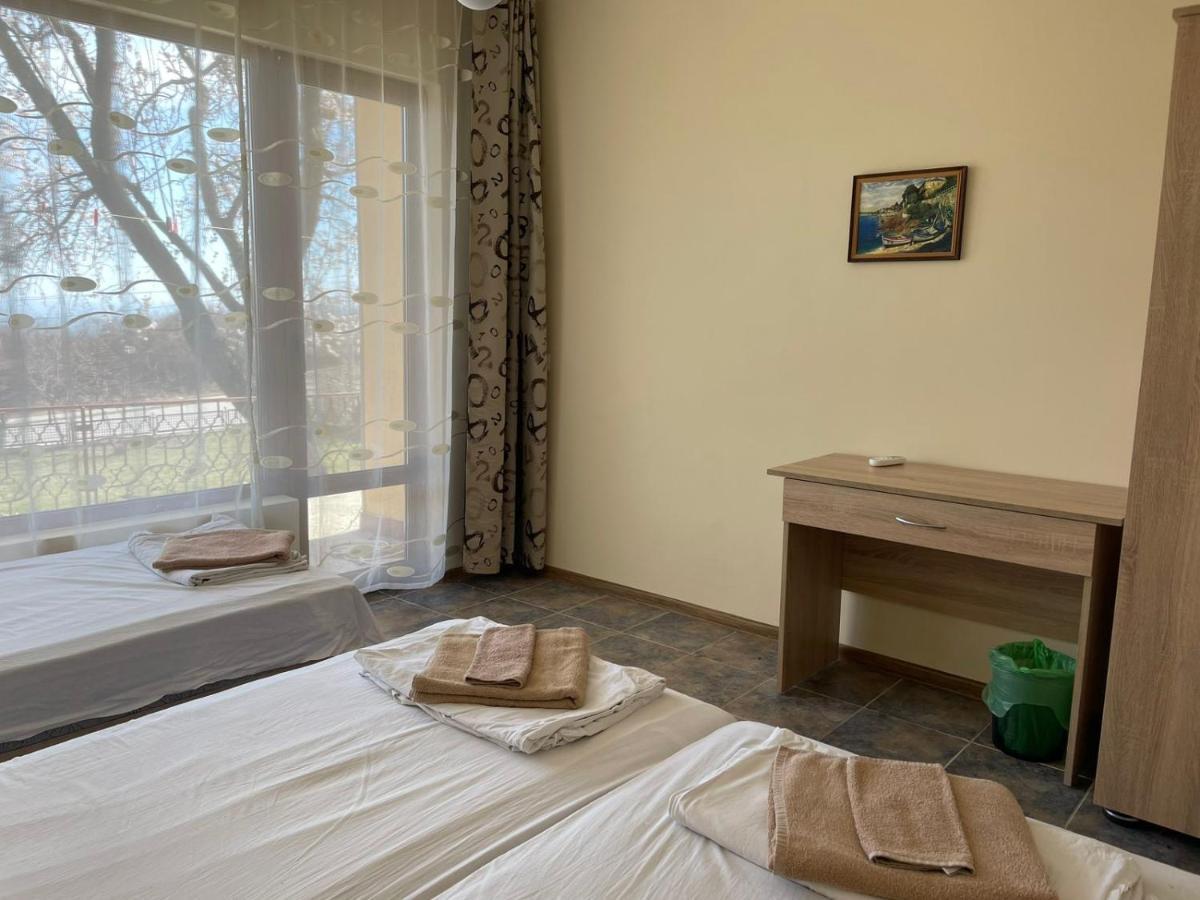 Villa Elina Balchik Extérieur photo
